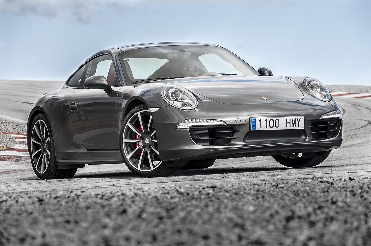 Porsche 911 type 991 Carrera 4S photo